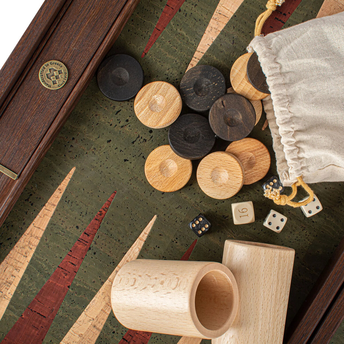 Manopoulos Green Cork 19 inch Backgammon Set - Masters Traditional Games Manopoulos Green Cork 19 inch Backgammon Set