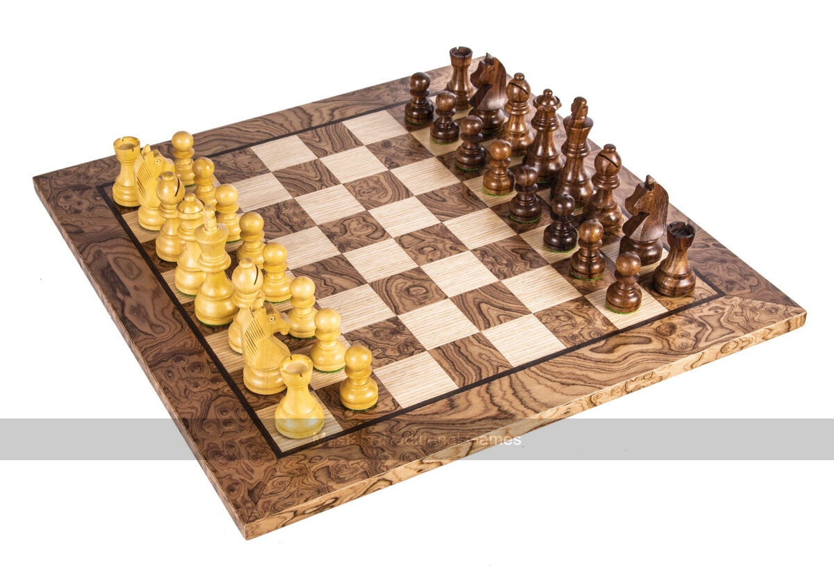 Manopoulos Walnut Burl Chess Set with Staunton Chessmen - Masters Traditional Games Manopoulos Walnut Burl Chess Set with Staunton Chessmen
