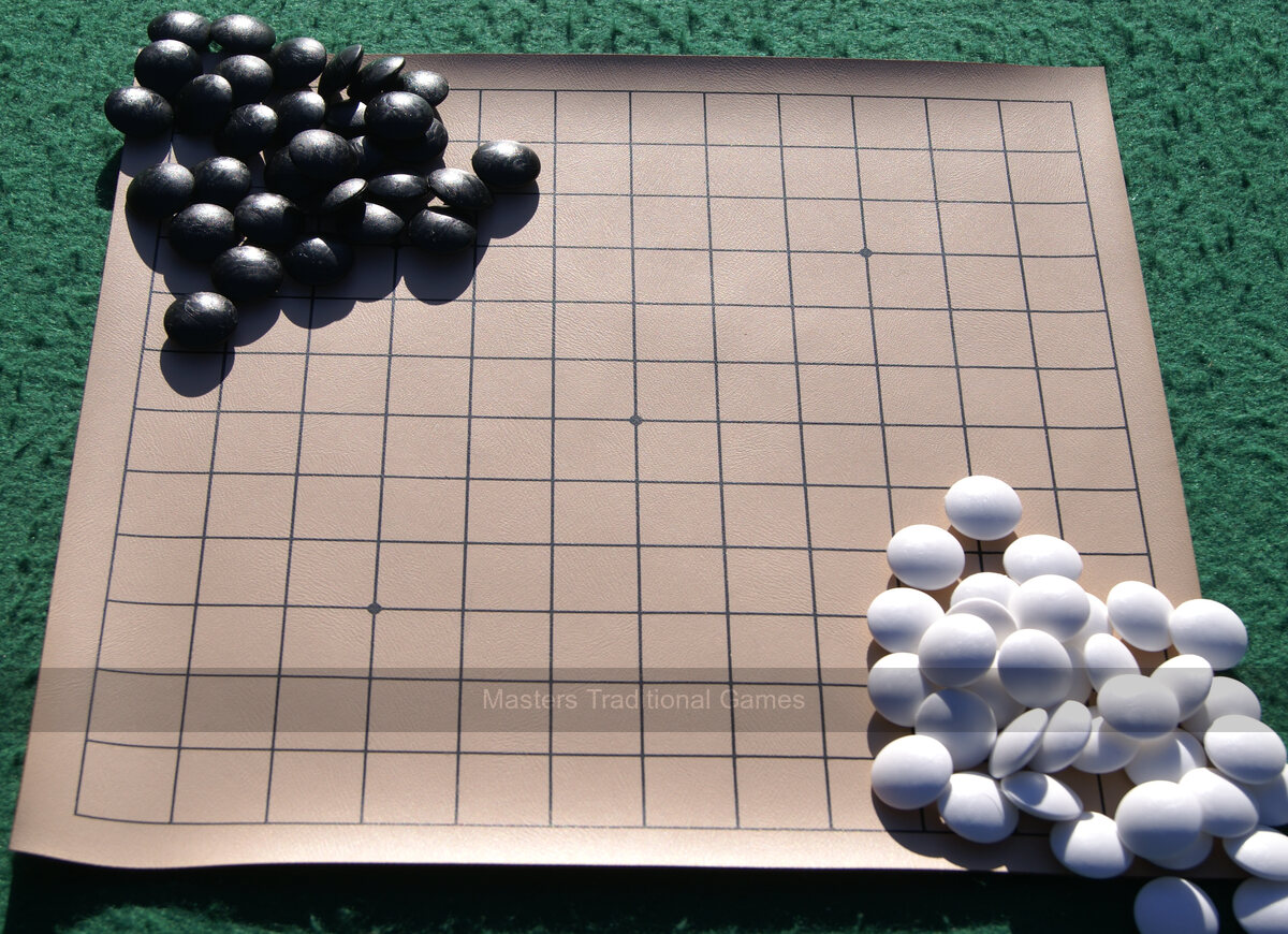 Go Masters - Entry-Level Go Set - Leatherette Board (13x13) - Masters Traditional Games shop Go Masters - Entry-Level Go Set - Leatherette Board (13x13)