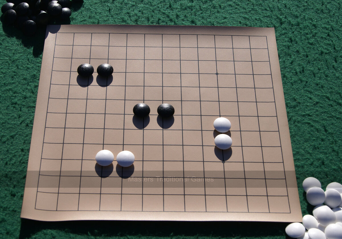 Go Masters - Entry-Level Go Set - Leatherette Board (13x13) - Masters Traditional Games shop Go Masters - Entry-Level Go Set - Leatherette Board (13x13)