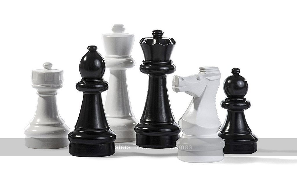 Rolly Mini-Giant Chess Set with Lawn Friendly Chequerboard - Masters Traditional Games Rolly Mini-Giant Chess Set with Lawn Friendly Chequerboard