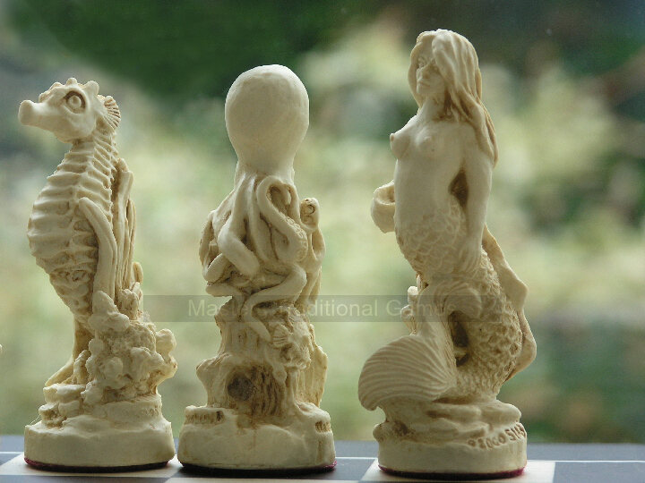 Sea Life Berkeley Chess Set with 3.75 inch King - Masters Traditional Games Sea Life Berkeley Chess Set with 3.75 inch King