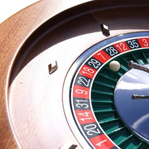Dal Negro Montecarlo 50cm Mahogany Roulette Wheel - Masters Traditional Games shop Dal Negro Montecarlo 50cm Mahogany Roulette Wheel