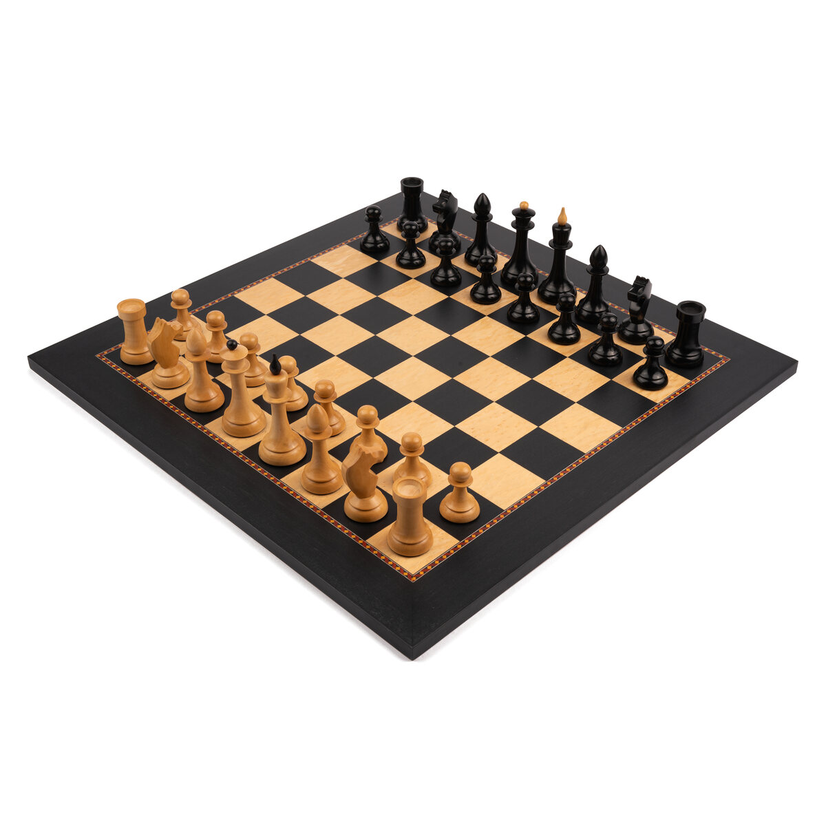 Ferrer - The Queen's Gambit Official Chess Set - Masters Traditional Games Ferrer - The Queen's Gambit Official Chess Set