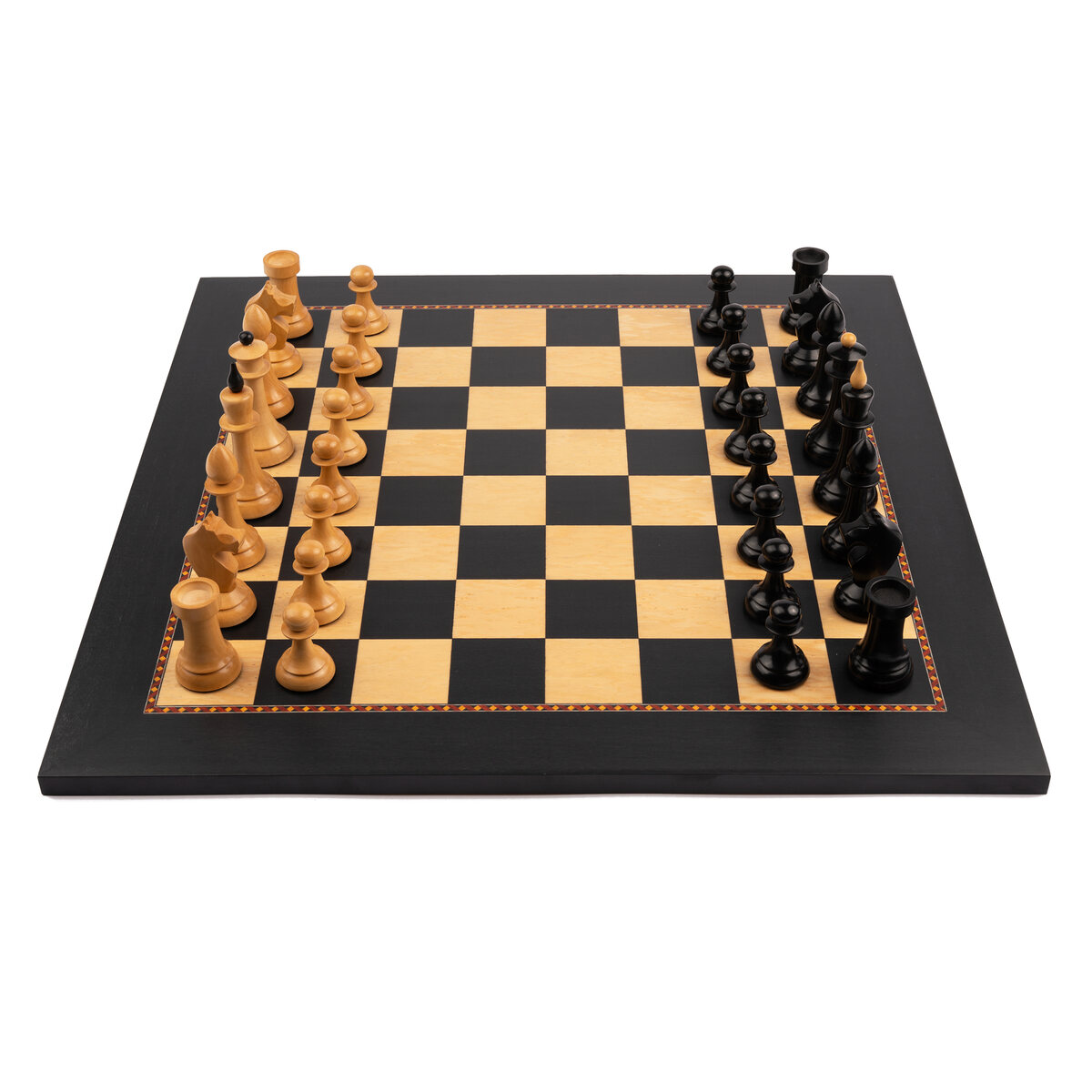 Ferrer - The Queen's Gambit Official Chess Set - Masters Traditional Games Ferrer - The Queen's Gambit Official Chess Set