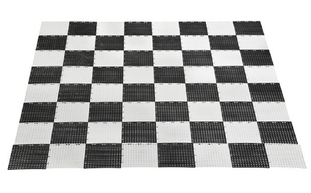 Uber Games Garden Chess Lawn Friendly Chequerboard - Masters Traditional Games Uber Games Garden Chess Lawn Friendly Chequerboard