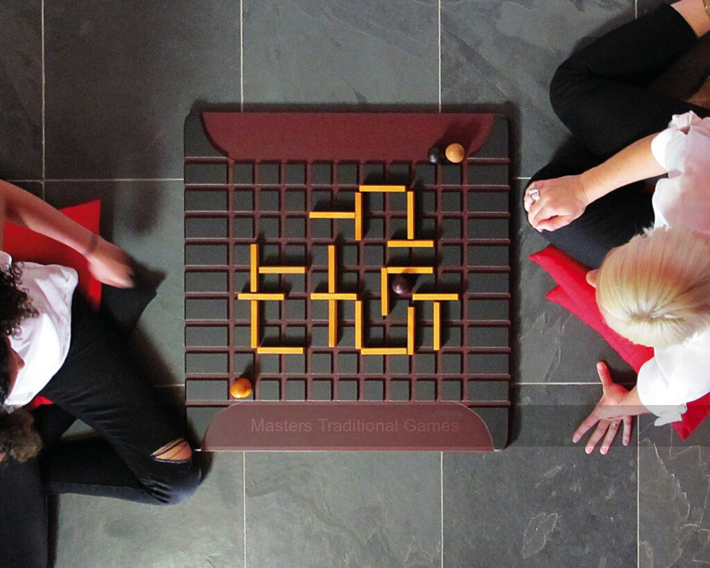 Gigamic Giant Quoridor - Masters Traditional Games Gigamic Giant Quoridor