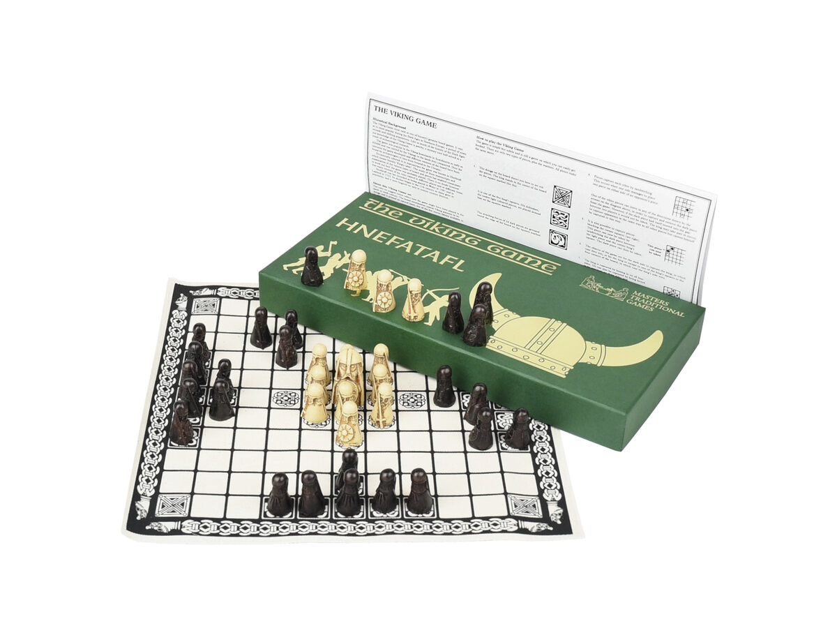 Hnefatafl Board Game - Viking Chess Set - Masters Edition - Masters Traditional Games Hnefatafl Board Game - Viking Chess Set - Masters Edition