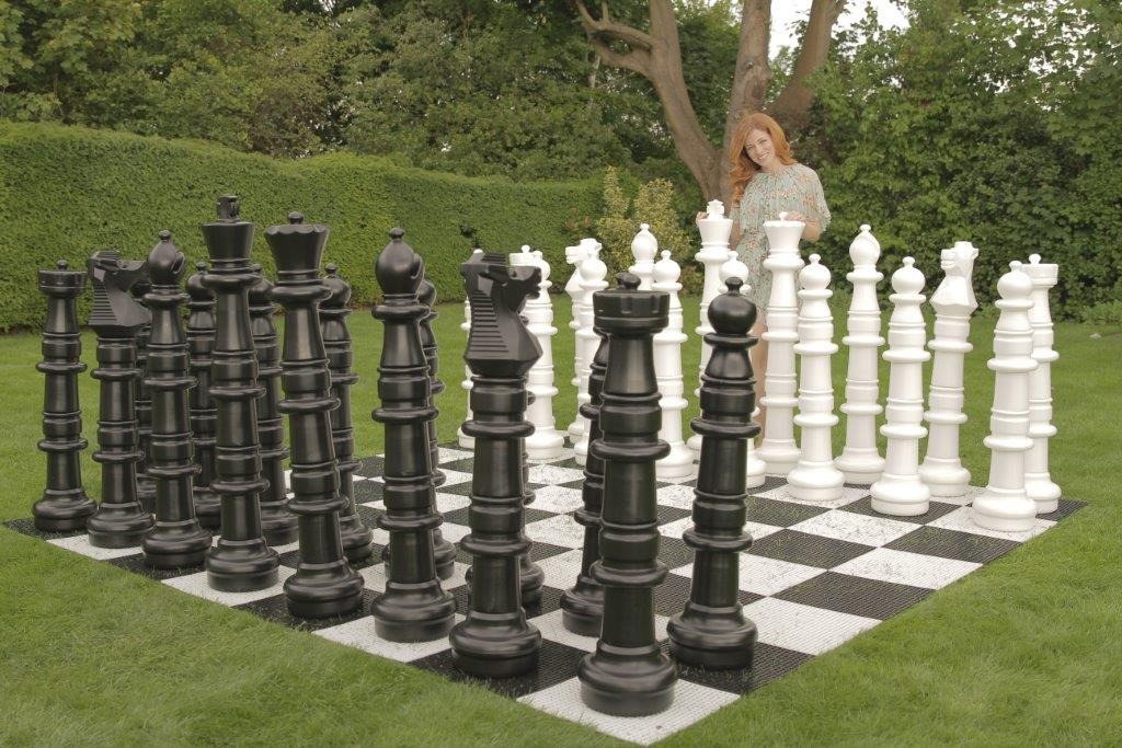 Ultimate Premium Giant Chess Set (120cm King, without board) - Masters Traditional Games Ultimate Premium Giant Chess Set (120cm King, without board)