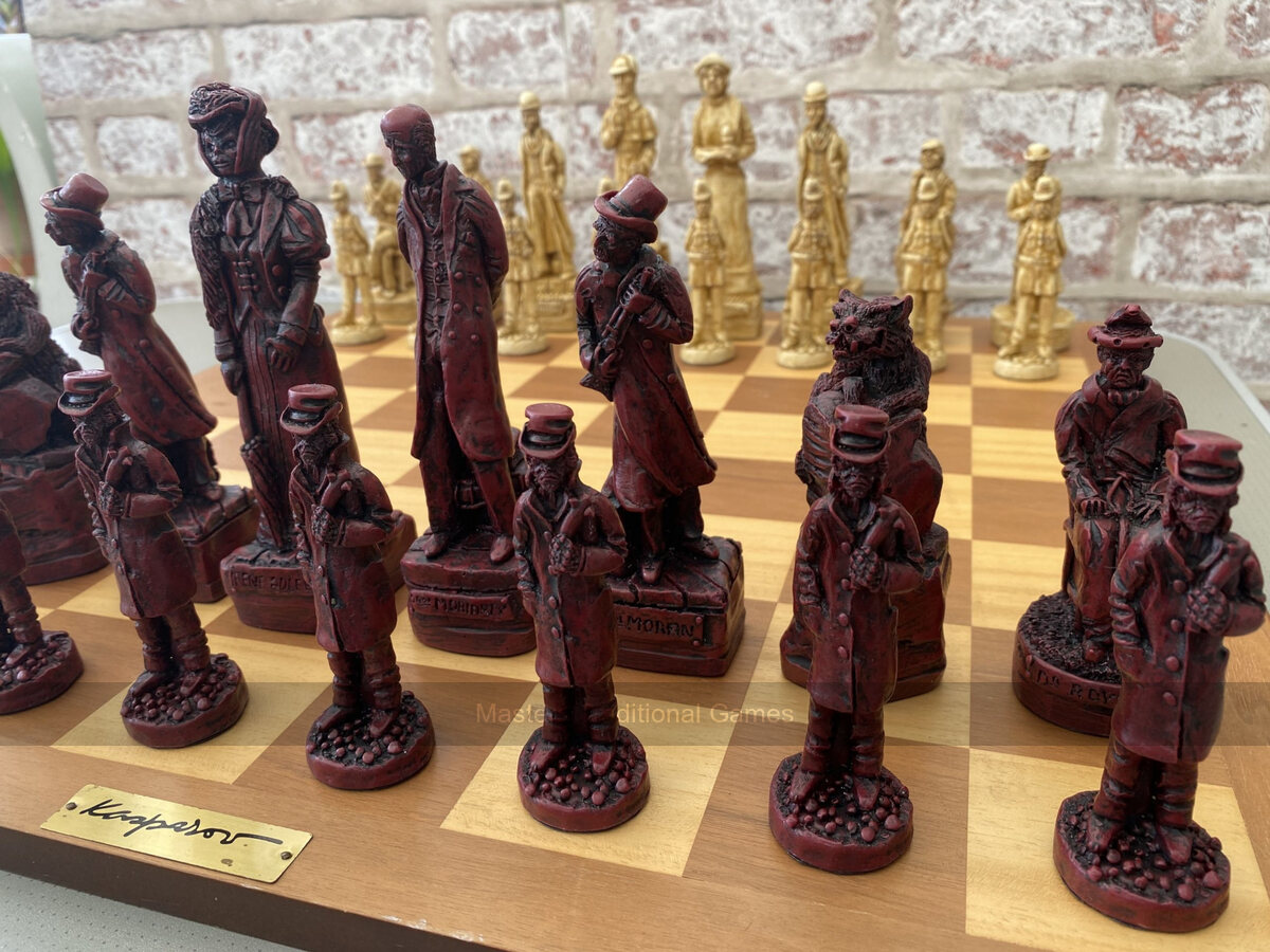 Sherlock Holmes Berkeley Chess Set with 6 inch King - Masters Traditional Games Sherlock Holmes Berkeley Chess Set with 6 inch King