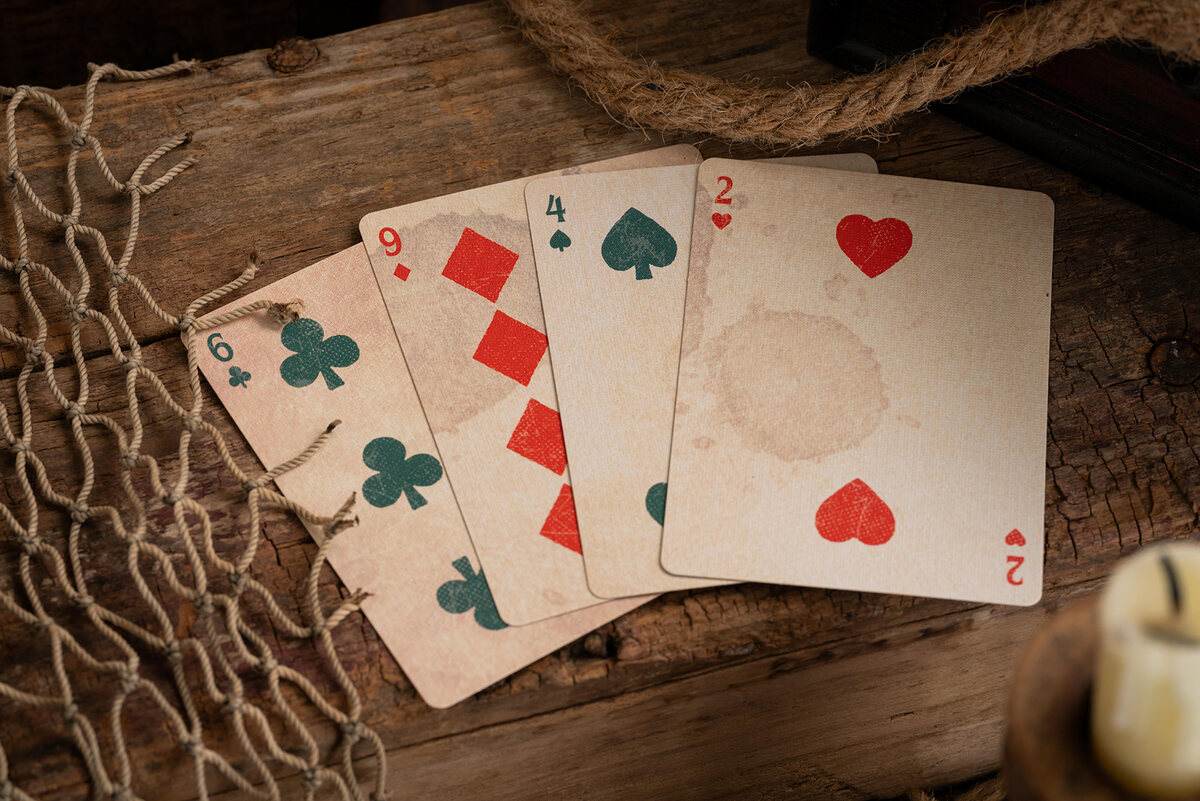 A. Haines Albatross No. 5 Playing Cards - Standard Edition - Masters Traditional Games A. Haines Albatross No. 5 Playing Cards - Standard Edition