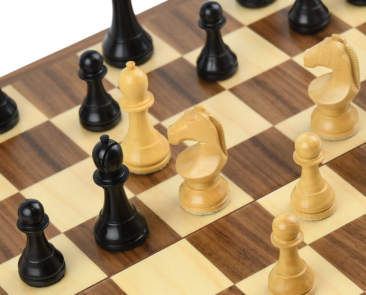 Official World Chess Studio Chess Set - Masters Traditional Games Official World Chess Studio Chess Set