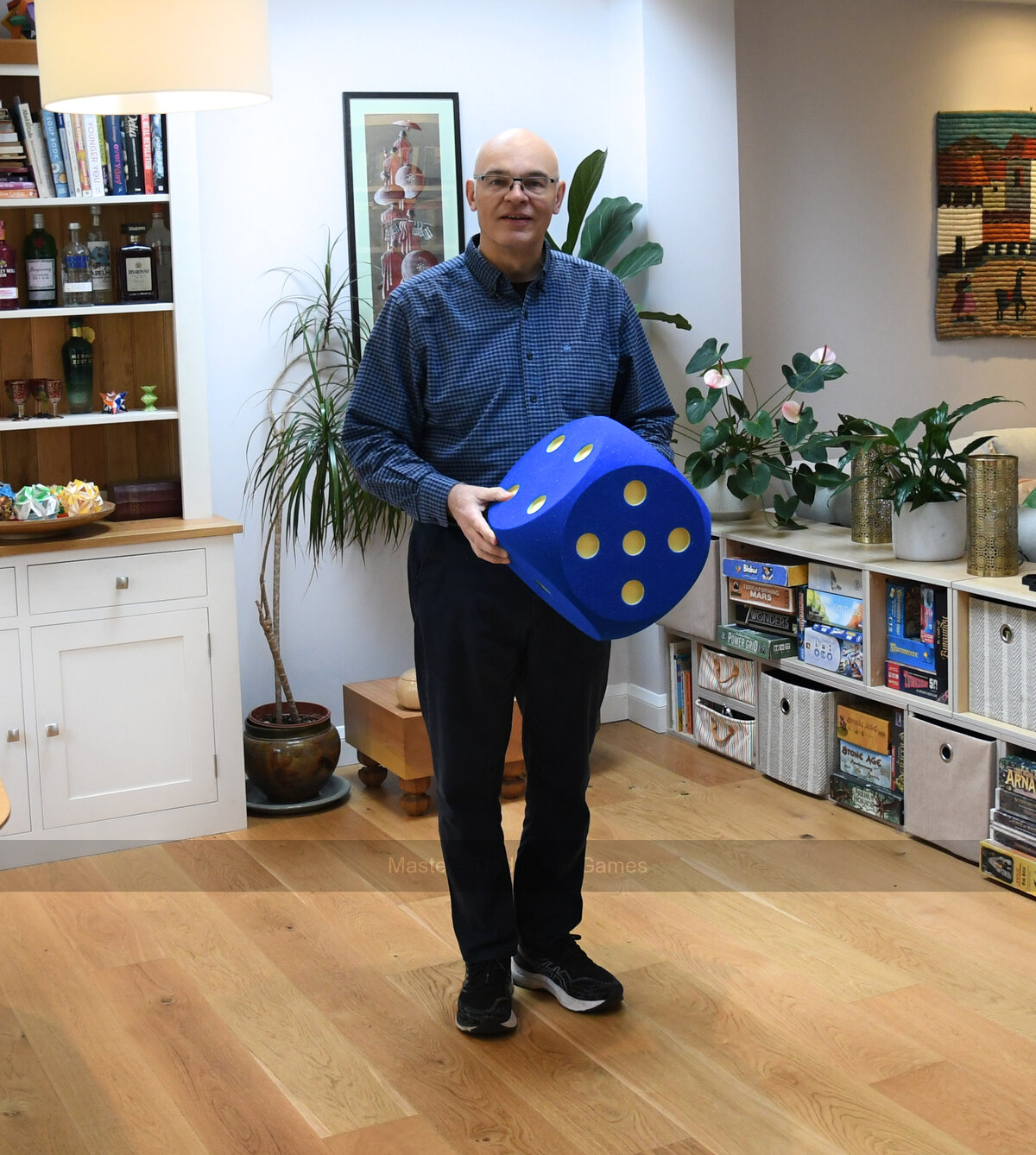 1 Giant Foam Die - 30cm - Masters Traditional Games shop 1 Giant Foam Die - 30cm