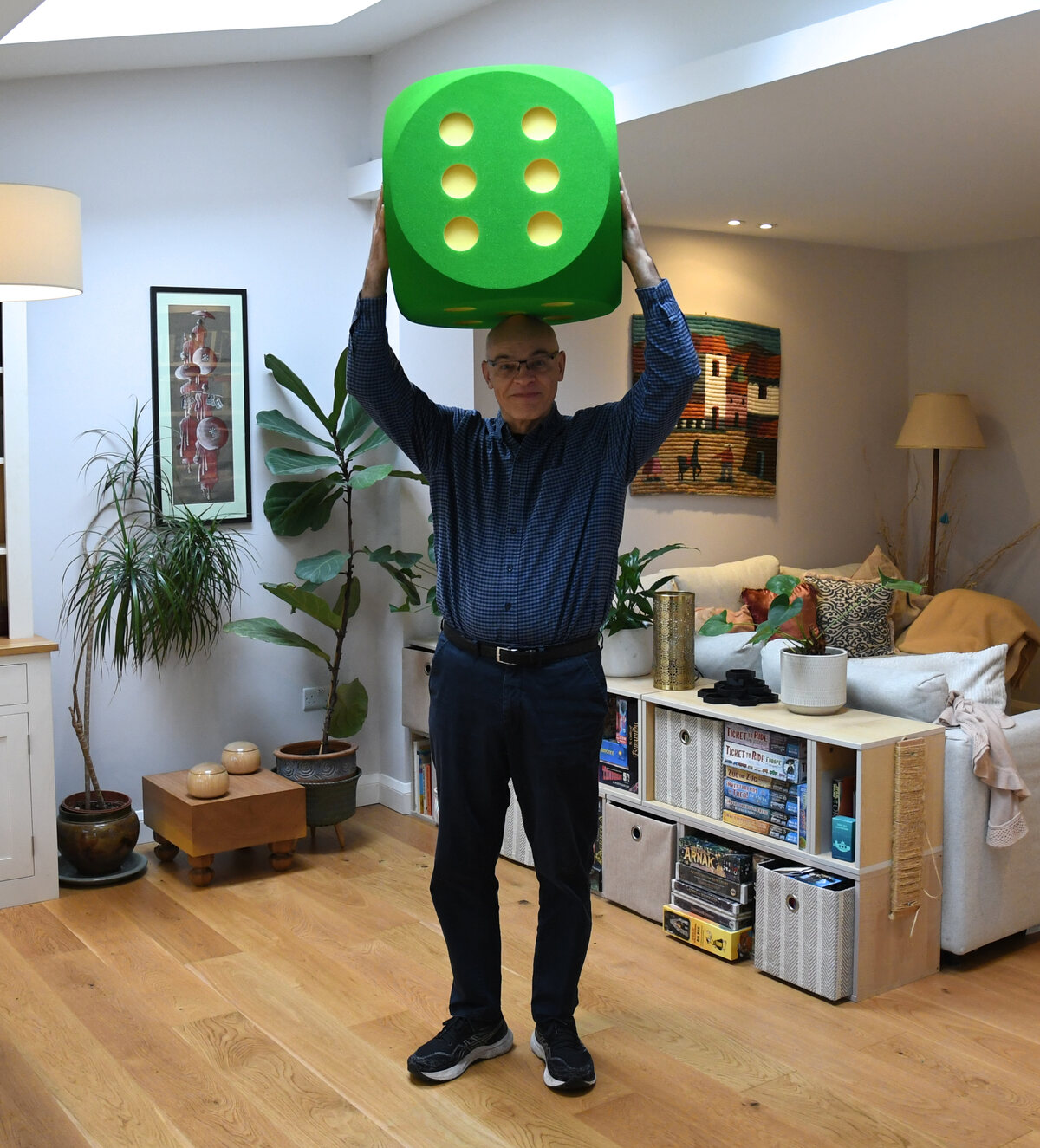 1 Giant Foam Die - 50cm - Masters Traditional Games shop 1 Giant Foam Die - 50cm